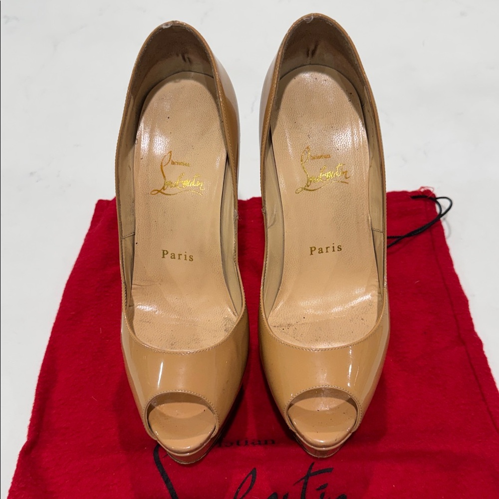 CHRISTIAN LOUBOUTIN Patent Peep Toe 150 Pumps